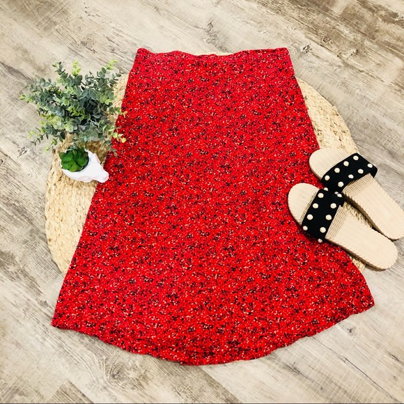 Old Navy Dresses & Skirts - Old Navy Red/Black Speckled Midi Skirt